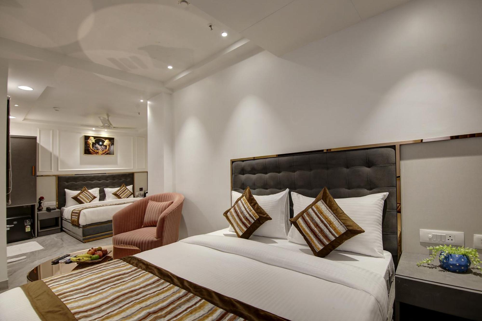Hotel Kaca Inn-By Haveliya Hotels- Traveller'S Choice Award Winner 2025 Nowe Delhi Zewnętrze zdjęcie